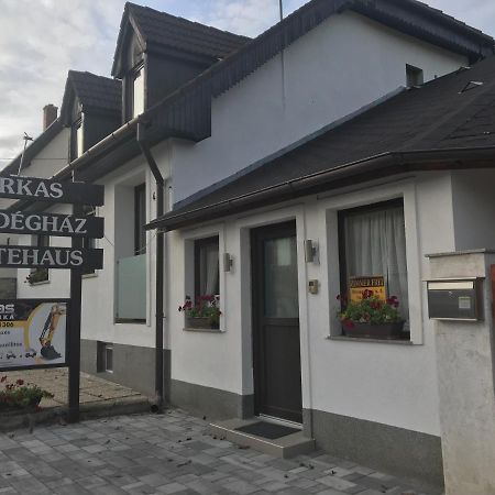 Farkas Vendeghaz Hotel Sopron Eksteriør billede