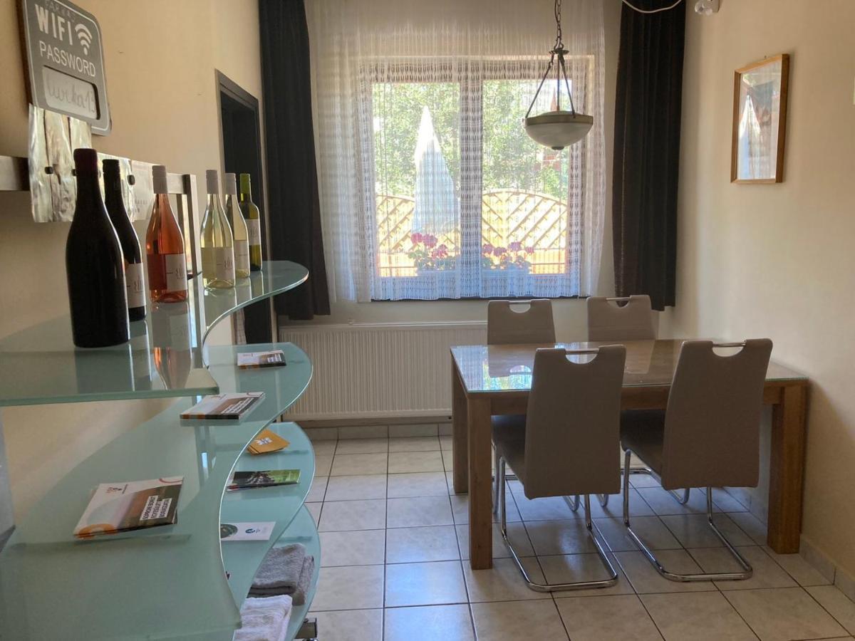 Farkas Vendeghaz Hotel Sopron Eksteriør billede
