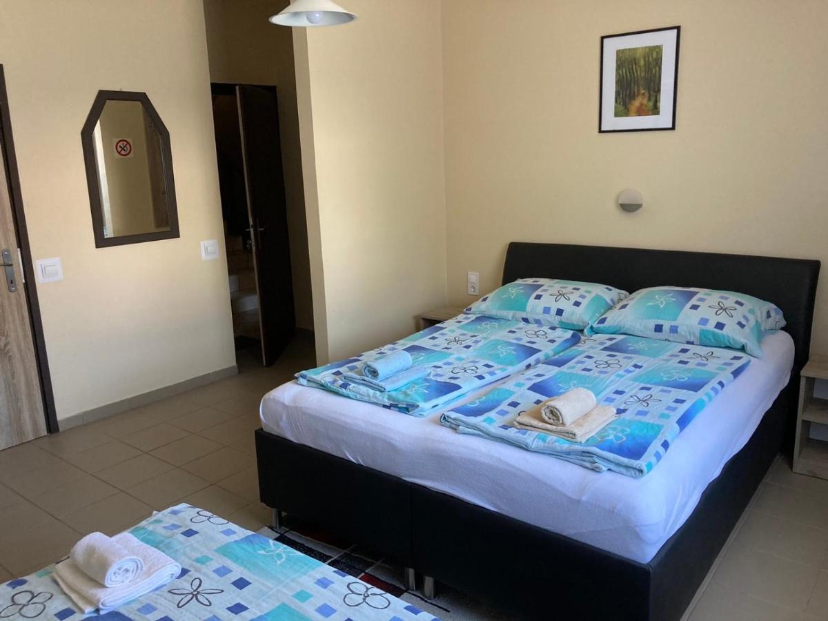 Farkas Vendeghaz Hotel Sopron Eksteriør billede